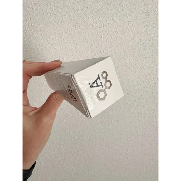 Alastin Retinol .5 - Picture 2 of 3